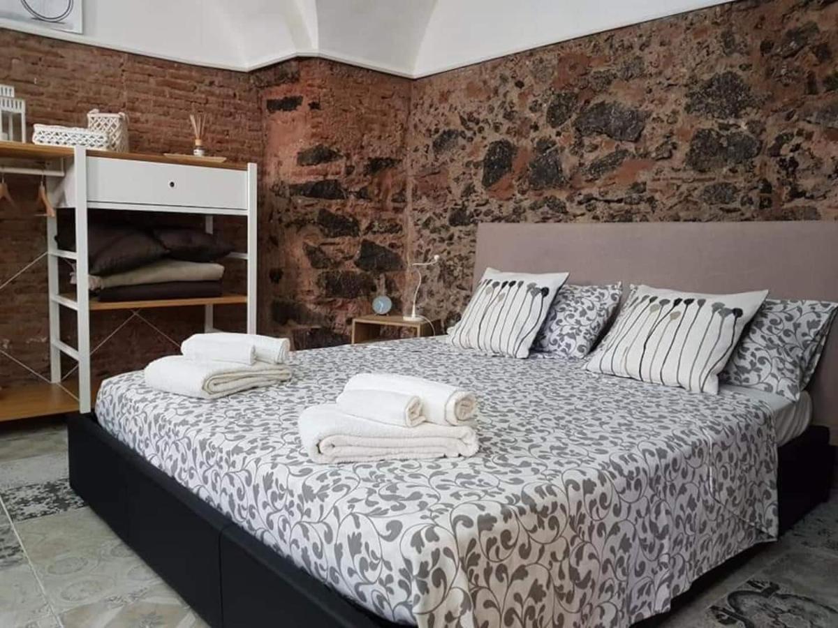La Piccola Grotta Ursino Villa Катания Екстериор снимка
