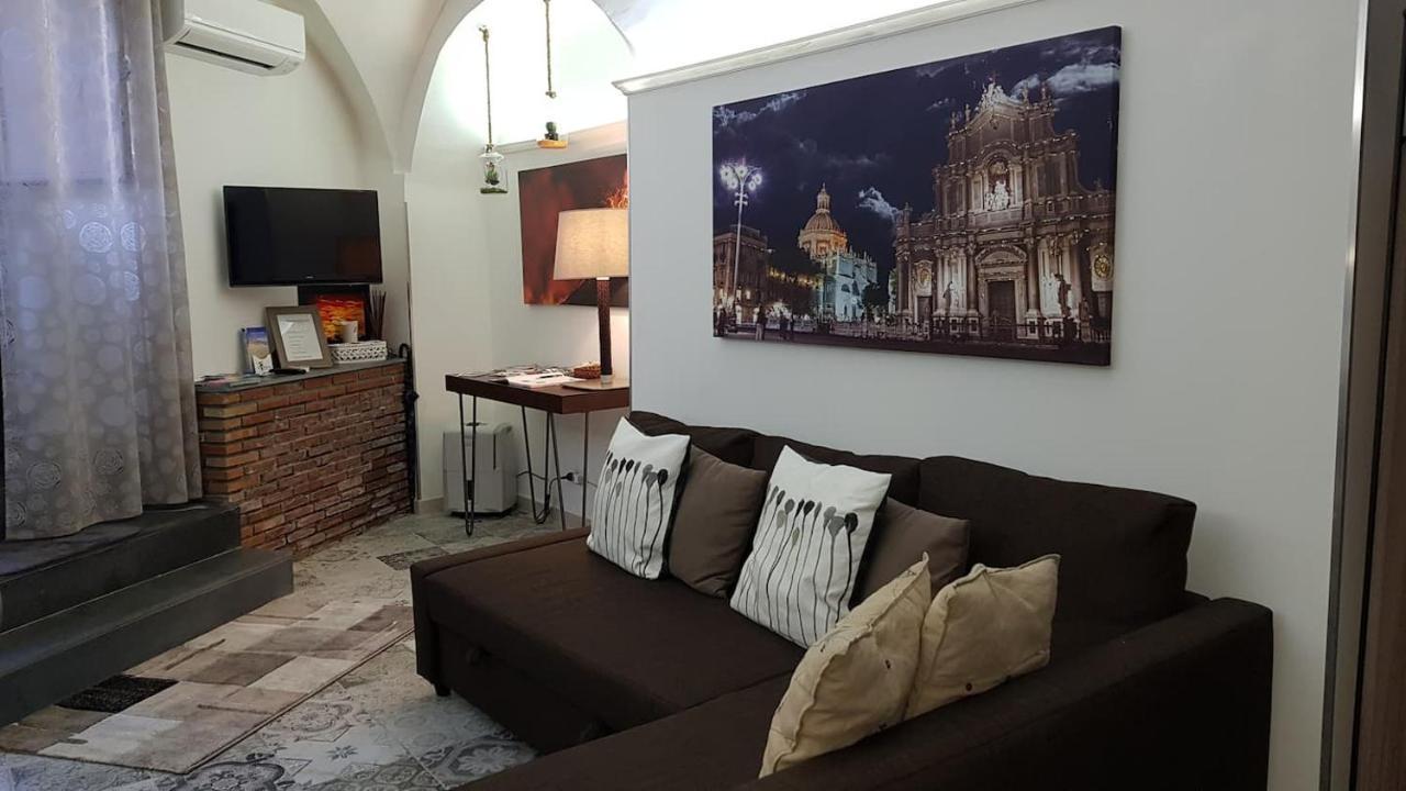 La Piccola Grotta Ursino Villa Катания Екстериор снимка