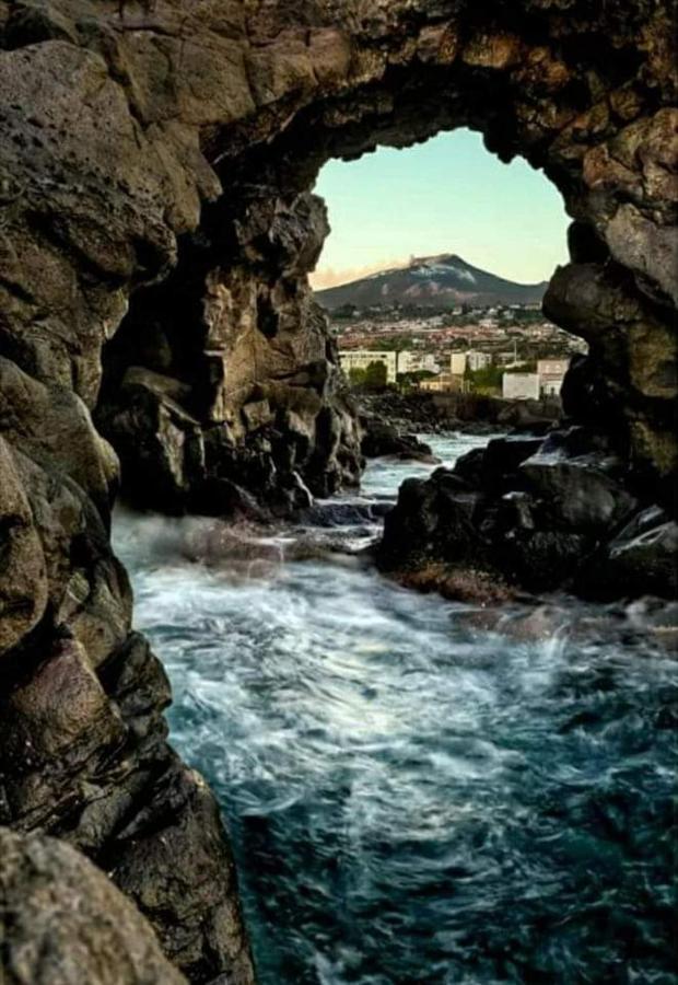 La Piccola Grotta Ursino Villa Катания Екстериор снимка
