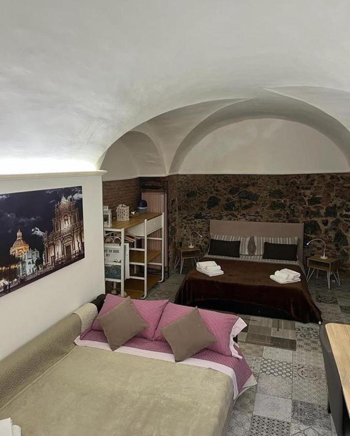 La Piccola Grotta Ursino Villa Катания Екстериор снимка