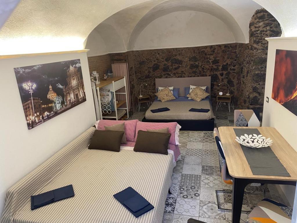 La Piccola Grotta Ursino Villa Катания Екстериор снимка